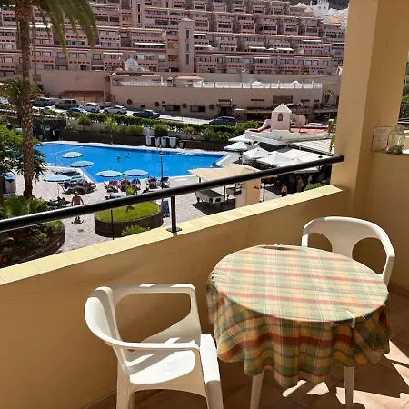 Castle Harbour 402 * לוס כריסטיאנוס