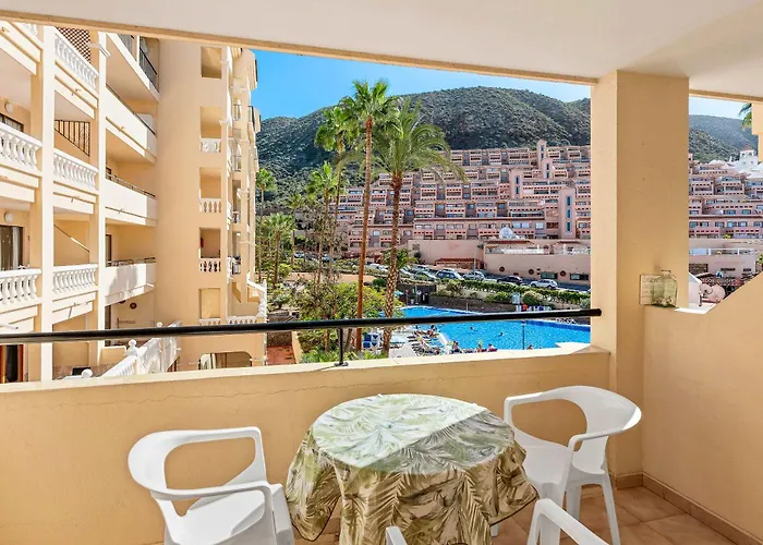 Castle Harbour 402 아파트 *